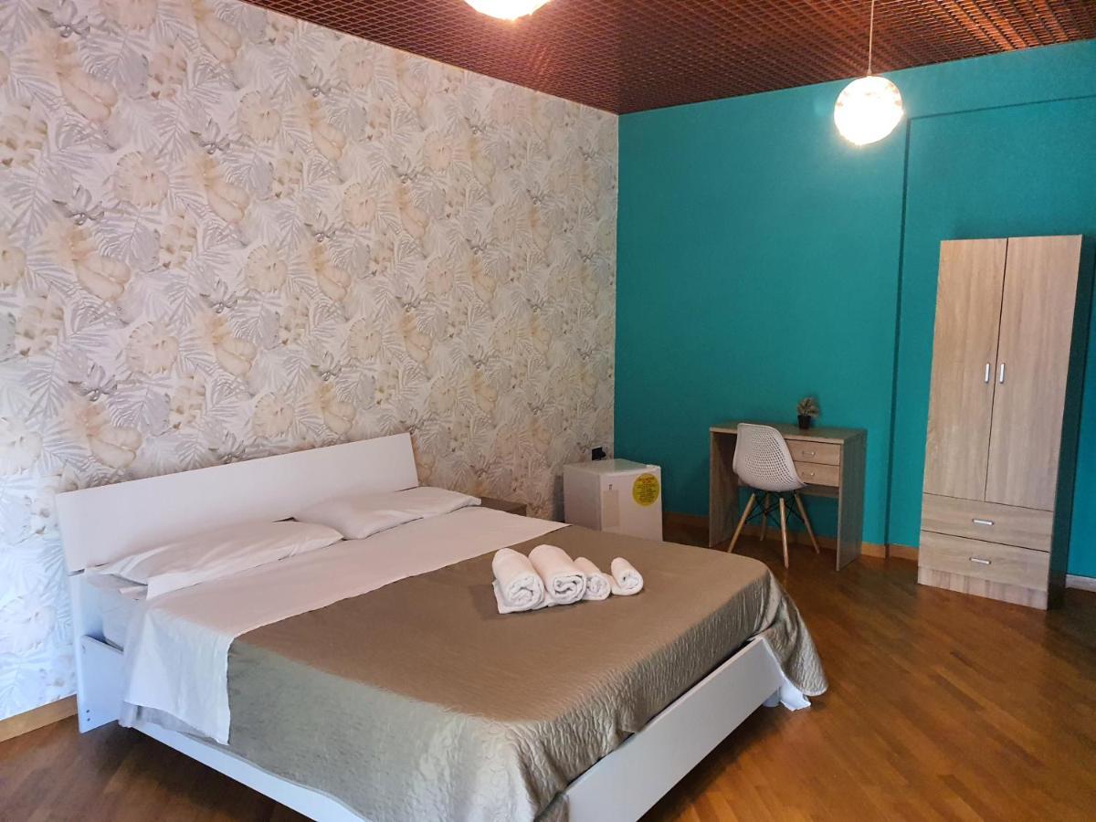 b b desy Bed and Breakfast Caserta Eksteriør billede
